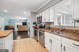 2917 Eutaw Forest Dr, Waldorf, MD 20603 - Photo 7