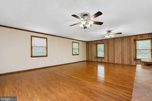 7115 Maxwell Dr, Hughesville, MD 20637 - Photo 13