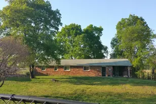12381 Grosstown Rd, Hughesville, MD 20637 - Photo 3
