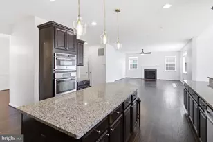11163 St Christopher Dr, White Plains, MD 20695 - Photo 19