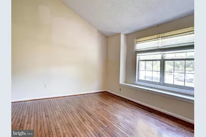 10389 Chamberlin Court E, Waldorf, MD 20601 - Photo 5