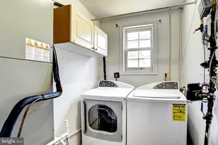 10389 Chamberlin Ct E, Waldorf, MD 20601 - Photo 31