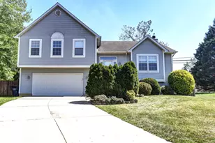 10389 Chamberlin Ct E, Waldorf, MD 20601 - Photo 33