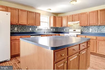 10389 Chamberlin Court E, Waldorf, MD 20601 - Photo 11