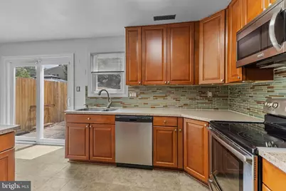 332 Woodside Place, Waldorf, MD 20601 - Photo 3