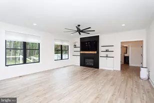 12126 Riverview Dr, Newburg, MD 20664 - Photo 17