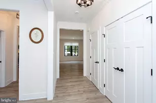 12126 Riverview Dr, Newburg, MD 20664 - Photo 3