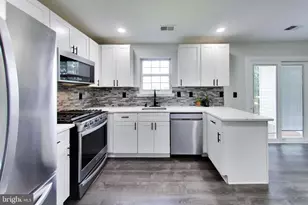 2809 Hackney Ln, Waldorf, MD 20602 - Photo 11