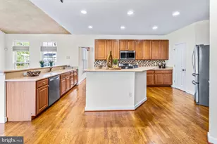 9474 Vess Ct, Waldorf, MD 20603 - Photo 11