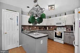 15471 Westchester Dr, Hughesville, MD 20637 - Photo 9