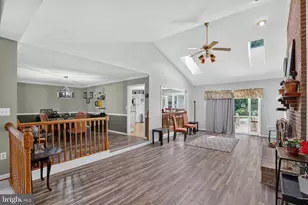 15471 Westchester Dr, Hughesville, MD 20637 - Photo 5