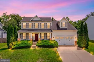 1004 Glen Oak Ct, La Plata, MD 20646 - Photo 1