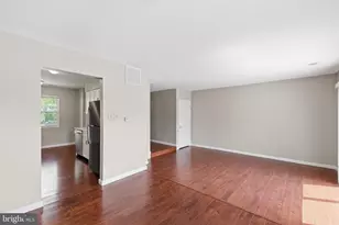 826 Holly Dr, La Plata, MD 20646 - Photo 9