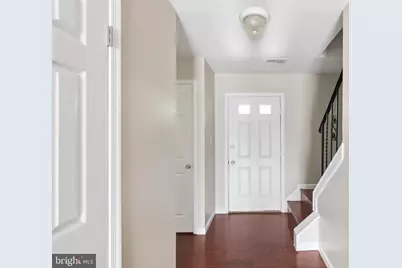 826 Holly Drive, La Plata, MD 20646 - Photo 5