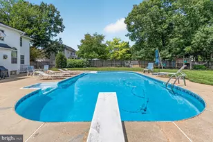 1054 Norfolk Dr, La Plata, MD 20646 - Photo 3