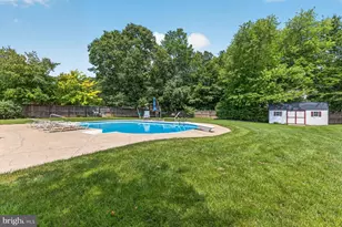 1054 Norfolk Dr, La Plata, MD 20646 - Photo 15