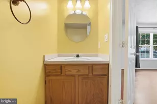 105 Hibiscus Ct, La Plata, MD 20646 - Photo 5