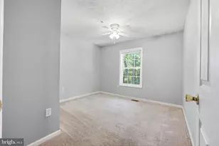 105 Hibiscus Ct, La Plata, MD 20646 - Photo 13