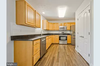 6740 Shoreham Place, La Plata, MD 20646 - Photo 3