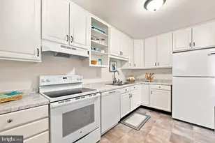 4903 Savoy Pl, Waldorf, MD 20602 - Photo 3
