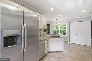 2424 Vidalia Ct, Waldorf, MD 20601 - Photo 9