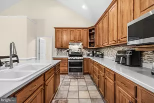 14715 Jennifer Ct, Issue, MD 20645 - Photo 9