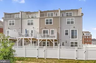 11687 Emily Dickinson Pl, White Plains, MD 20695 - Photo 35