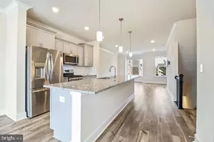 11687 Emily Dickinson Pl, White Plains, MD 20695 - Photo 5