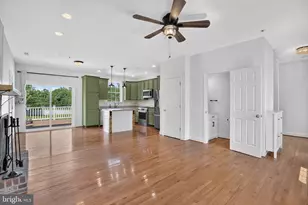 7065 Quicktree Farm Ct, Hughesville, MD 20637 - Photo 9