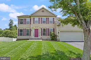 2193 Cedar Tree Ln, Waldorf, MD 20601 - Photo 1