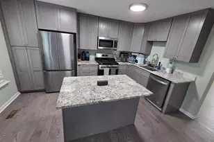 10438 Sextant Pl, White Plains, MD 20695 - Photo 9