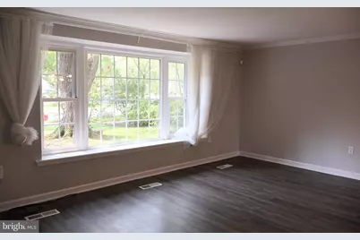 5218 Caroline Circle, Waldorf, MD 20601 - Photo 5