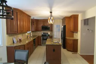 1009 Wales Dr, La Plata, MD 20646 - Photo 7