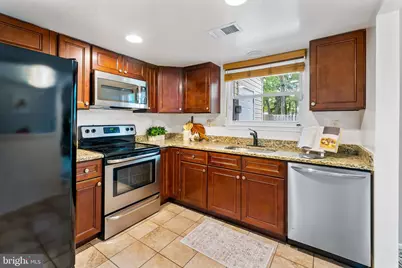 2527 Robinson Place, Waldorf, MD 20602 - Photo 13