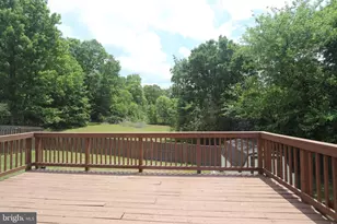 2338 Rolling Meadows St, Waldorf, MD 20601 - Photo 7