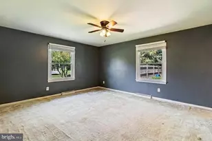 9429 Overlook Cir, Newburg, MD 20664 - Photo 17