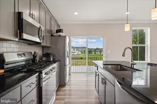 5322 Phillis Wheatley Pl, White Plains, MD 20695 - Photo 13