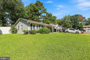 806 Oxford Ct, Waldorf, MD 20602 - Photo 3