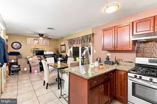 806 Oxford Ct, Waldorf, MD 20602 - Photo 21
