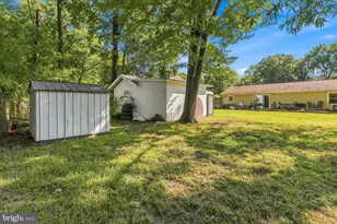 806 Oxford Ct, Waldorf, MD 20602 - Photo 25