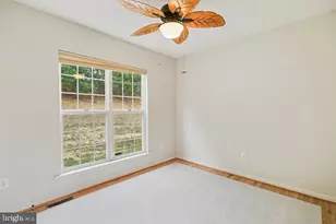 120 Hawthorne Greene Cir, La Plata, MD 20646 - Photo 35