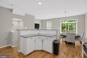 10369 Housely Pl, White Plains, MD 20695 - Photo 9