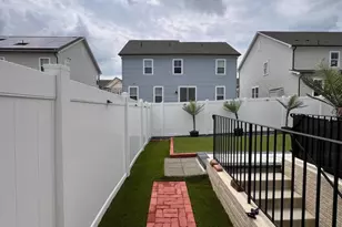 9867 Selkie Ln, Waldorf, MD 20601 - Photo 3