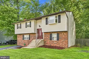 9018 Holly Ave, Waldorf, MD 20601 - Photo 3