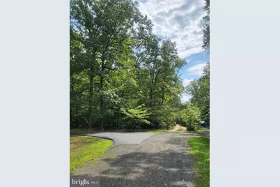 9740 Hickory Lane, La Plata, MD 20646 - Photo 7