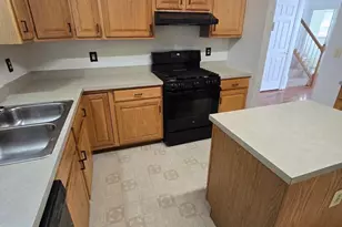 11327 Wildmeadows St, Waldorf, MD 20601 - Photo 13
