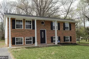 10155 Tucker Ln, White Plains, MD 20695 - Photo 1