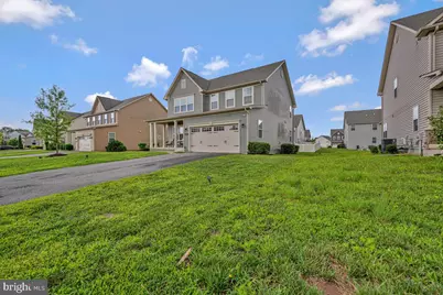 8868 Bancroft Drive, Waldorf, MD 20603 - Photo 3