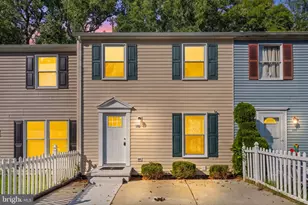 102 Little Creek Ln, La Plata, MD 20646 - Photo 1