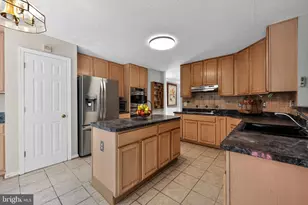 6850 Barney Dr, Hughesville, MD 20637 - Photo 9